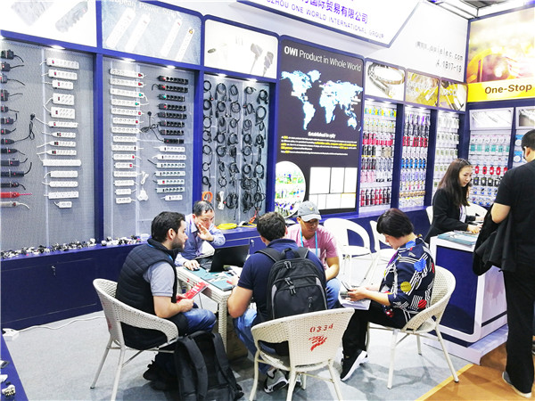 OWI CANTON FAIR PHOTO-5.jpg