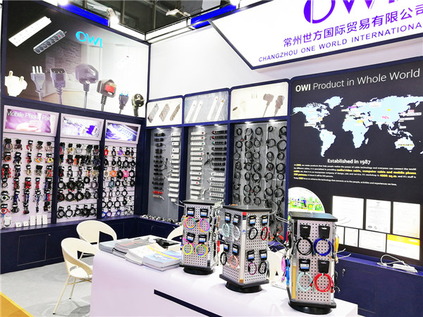 OWI CANTON FAIR PHOTO-2.jpg