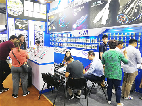 Canton fair show.jpg